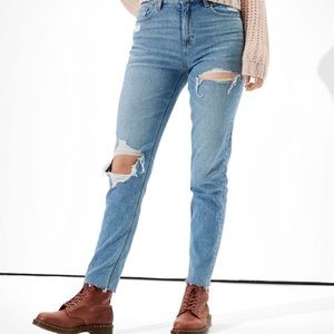 American Eagle High Rise Mom Jeans